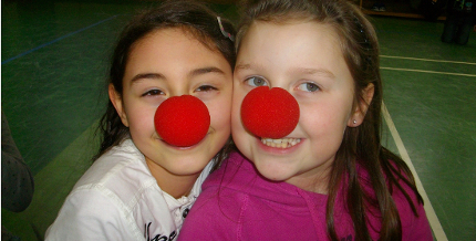 Clownsnasen im Kindertreff im Ernst-Kern-Haus